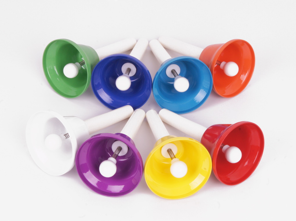 картинка  Цветные колокольчики с язычками, на ручках, 8 шт по нотам в упаковке. Fleet от магазина ДетсадЯр