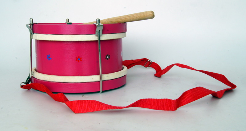 картинка  Детский барабан розовый, диаметр 22см Lutner от магазина ДетсадЯр