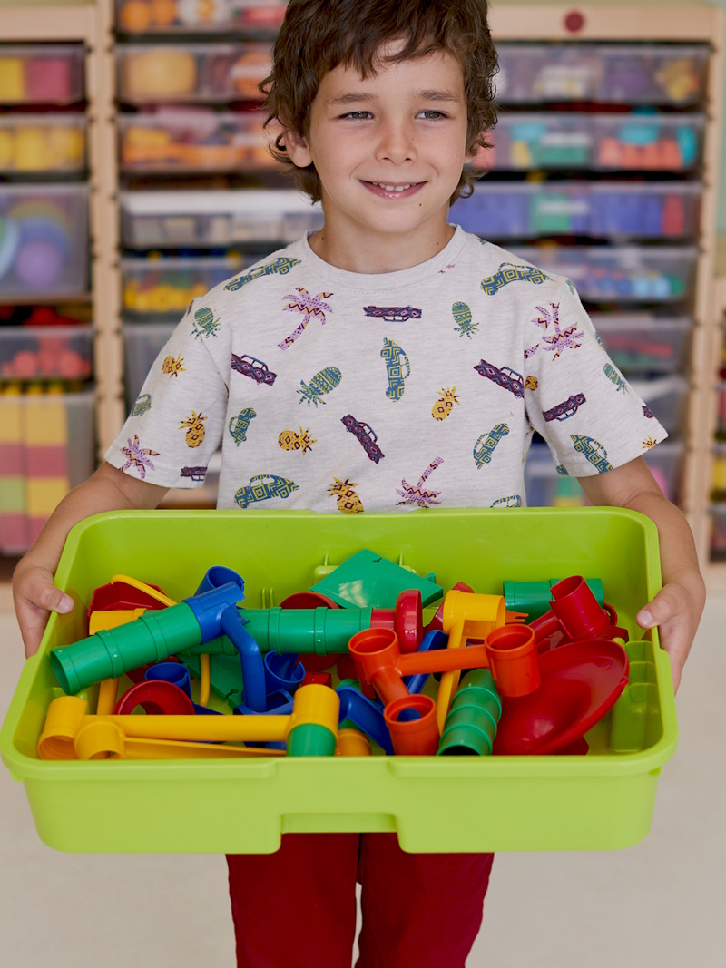 картинка Контейнер №1 малый салатовый с крышкой. Размер: 440*350*90 мм., система хранения Игротека от магазина ДетсадЯр