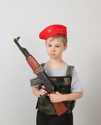 картинка Костюм детский профессия: Боец спецназа (бронежилет + берет), МВ от магазина ДетсадЯр