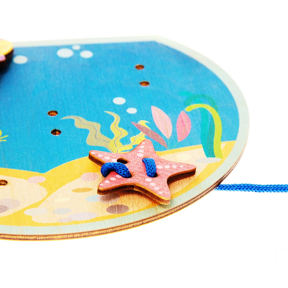 картинка Деревянная шнуровка для детей Аквариум, 01900, Десятое Королевство от магазина ДетсадЯр