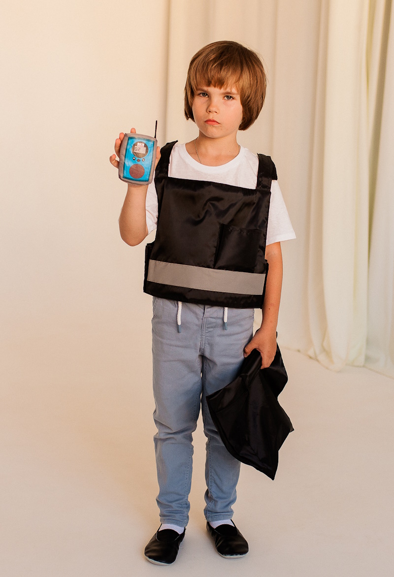 картинка Костюм детский профессия: Инкассатор (накидка + рация + сумка), МВ от магазина ДетсадЯр
