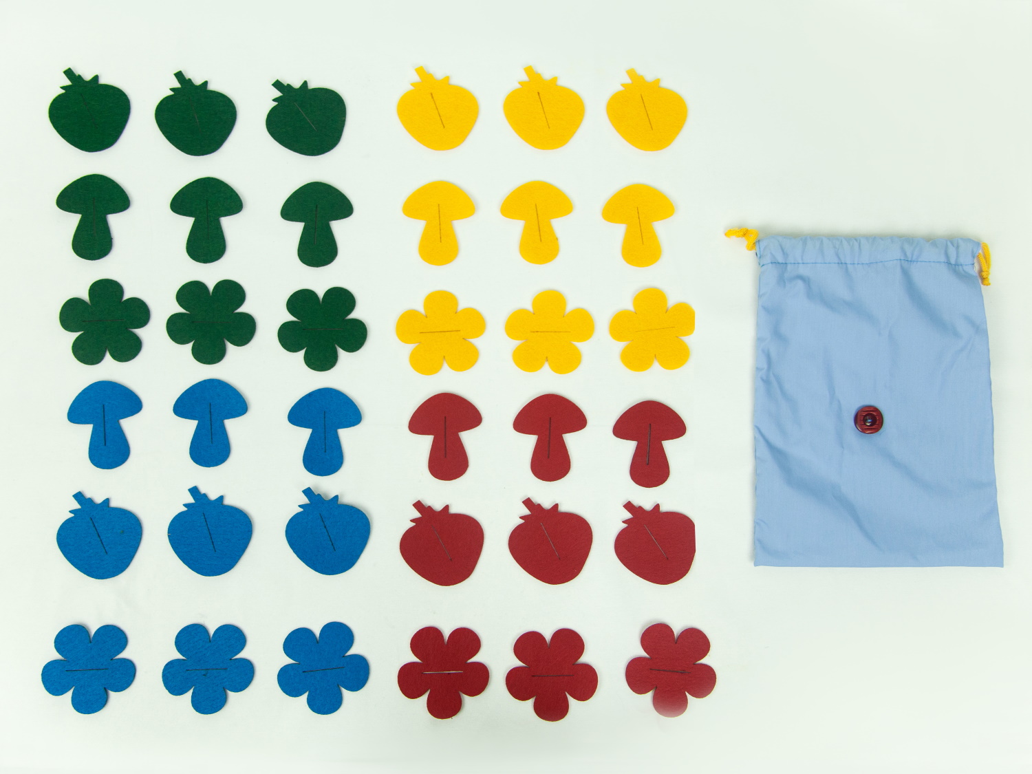 картинка Аксессуары для сенсорного жилета с 32 пуговицами:  ягодка, грибочек, цветочек (36 фигур)., МВ от магазина ДетсадЯр