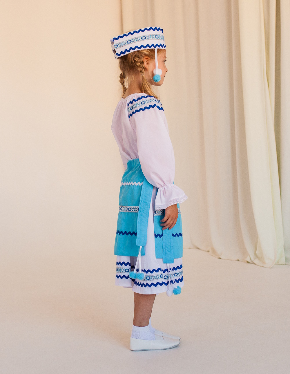 картинка Белорусский народный костюм (девочка) (платье + фартук + головной убор), МВ от магазина ДетсадЯр