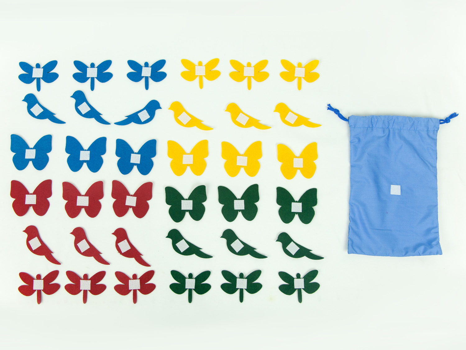 картинка Аксессуары для сенсорного жилета с 32 липучками:  бабочки, птички, стрекозы (36 фигур)., МВ от магазина ДетсадЯр